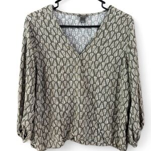 Eddie Bauer Green Feather Print Blouse V Neck Long Sleeve Lightweight Rayon L